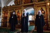 Предстоятель Русской Церкви совершил славление у честных мощей преподобного Сергия и Германа Валаамских
