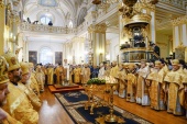 Патриарший визит в Санкт-Петербургскую епархию. Литургия в Николо-Богоявленском морском соборе