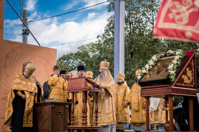 «Время не властно поглотить его память». Петербург отмечает день перенесения мощей святого Александра Невского