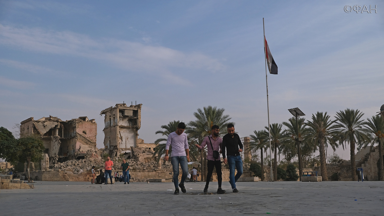 Туристы в Алеппо