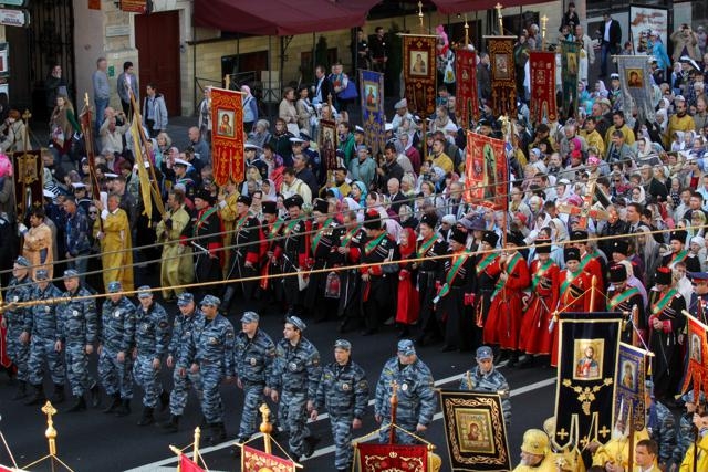 Крестный ход по Невскому проспекту 12 сентября 2013 : Фото