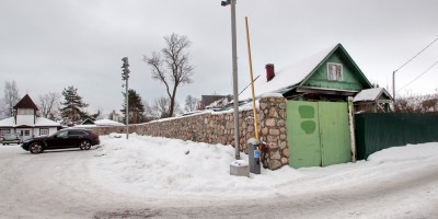 Бесплатная стоянка на месте дома 1 по Перепадской набережной