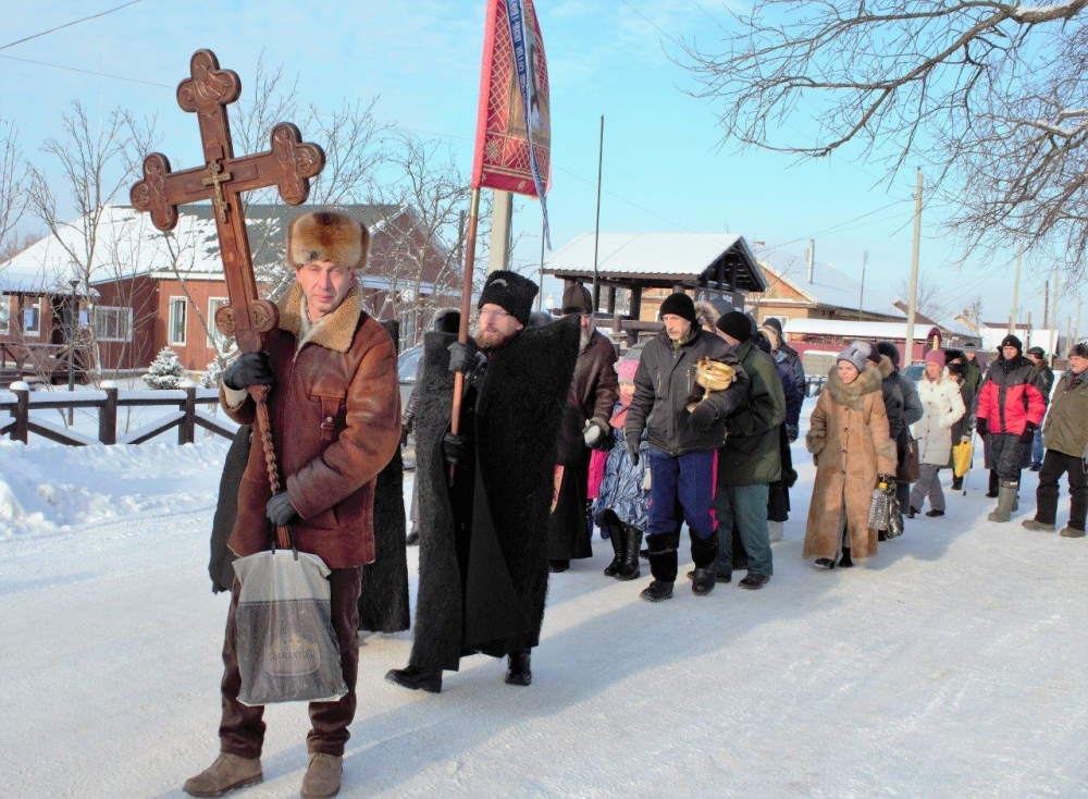 Погода село розовое. Варварино Воронежская область храм. Храм Варварино Новохоперский. Село Варварино храм Варвары. Церковь в поселке Варварино новой Москве.