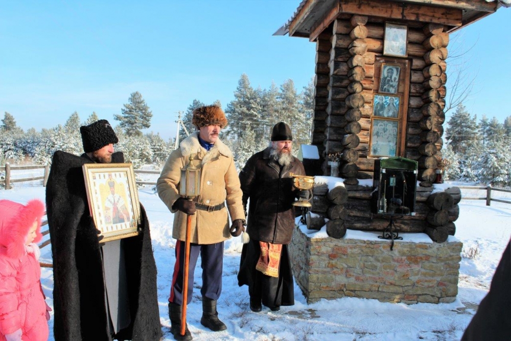 Погода село розовое. Варварино Воронежская область храм. Варварино Новохоперский. Церковь в поселке Варварино новой Москве. С Варварино Мучкапский район.