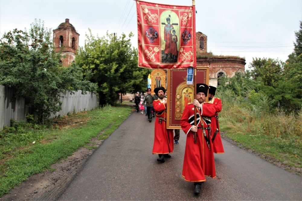 Царственных страстотерпцев ясенево